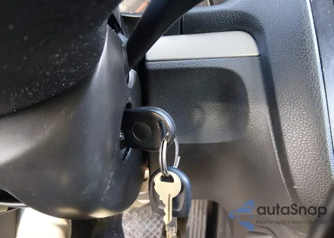 2008 Volkswagen Jetta S z USA, uszkodzony, nr VIN 3VWJZ71K98M084425